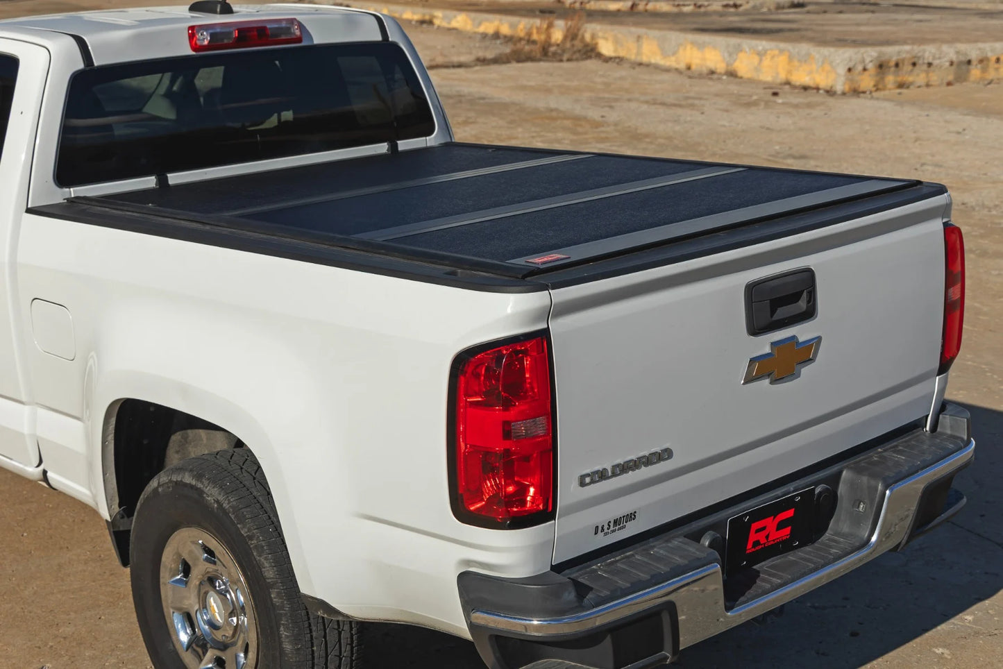 Hard Low Profile Bed Cover (Non-Flip Up) - 6' Bed