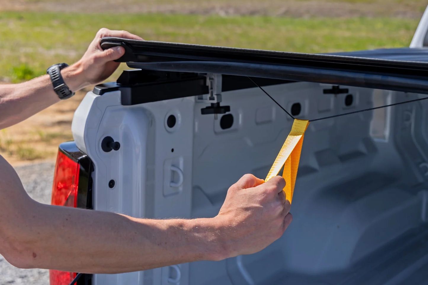 Soft Roll Up Bed Cover - 5' Bed